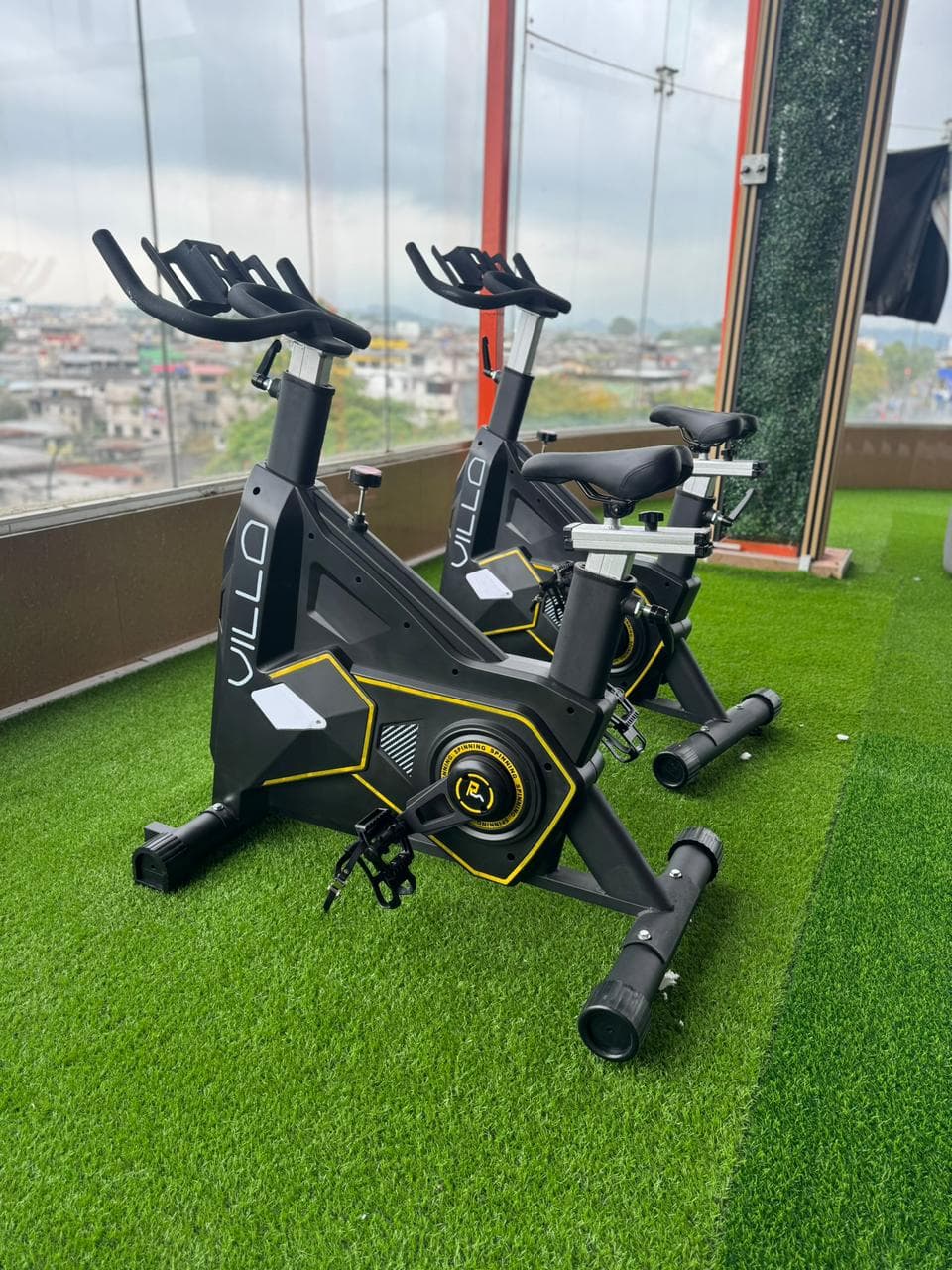 Proyecto de gimnasio completo equipado por VillaFit